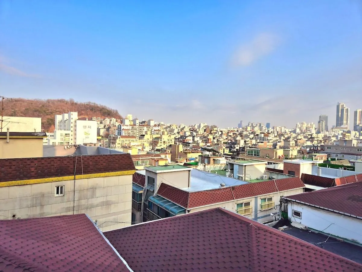 Stayjin Kachisanstation Gimpo Airportincheon Airport Yeouido Hongdae Gocheok Dome Up To 9People 4 Beds Seoul 0*,